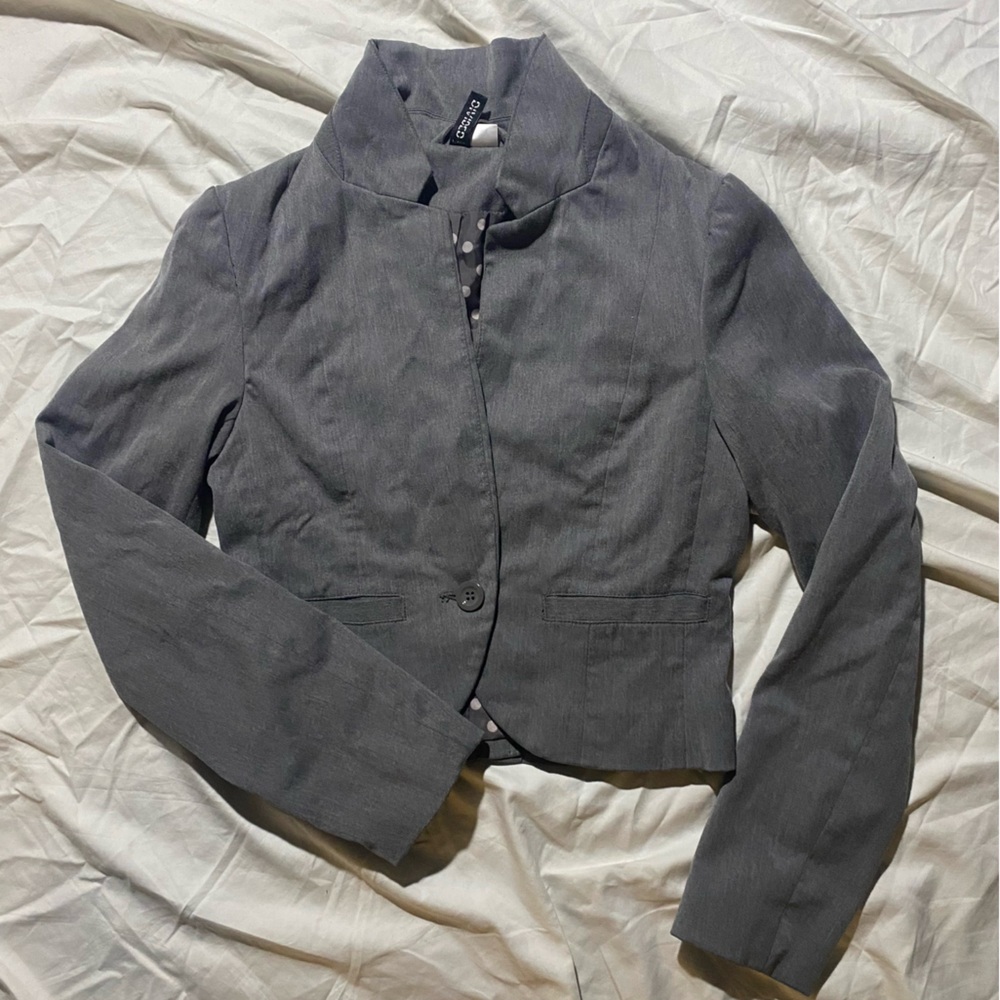 Cropped blazer size 6